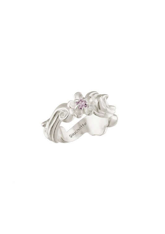 Un Poco Rococo Ring Pale Orchid