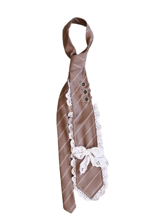 Ruffle Tie